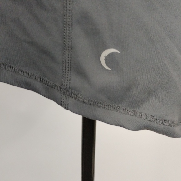 Zyia Gray Racerback Tank - Picture 7 of 10